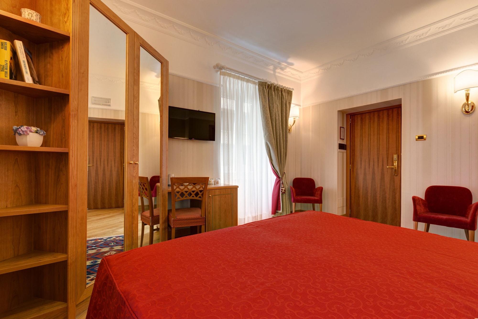 เรซิเดนซาโรมาเซนโตร Hotel ภายนอก รูปภาพ
