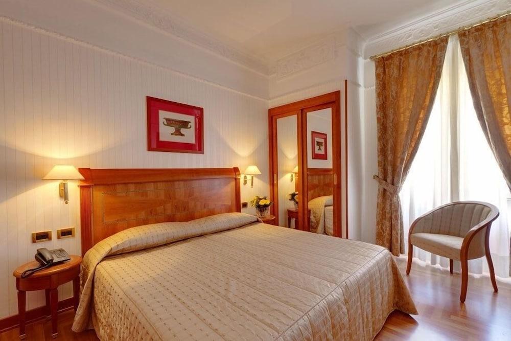 เรซิเดนซาโรมาเซนโตร Hotel ภายนอก รูปภาพ